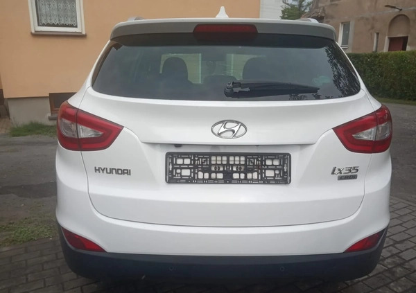 Hyundai ix35 cena 27900 przebieg: 76000, rok produkcji 2015 z Głuchołazy małe 781